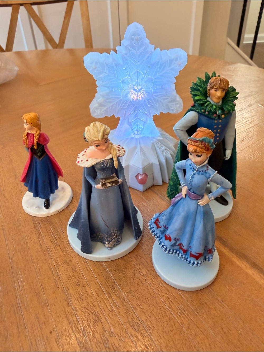 Disney Frozen Character Figurine Set with Blue Light-Up Snowflake